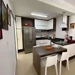 Casa Maravilhosa E Completa, Otima Localizacao