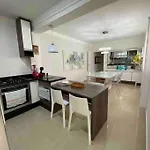 Casa Maravilhosa E Completa, Otima Localizacao